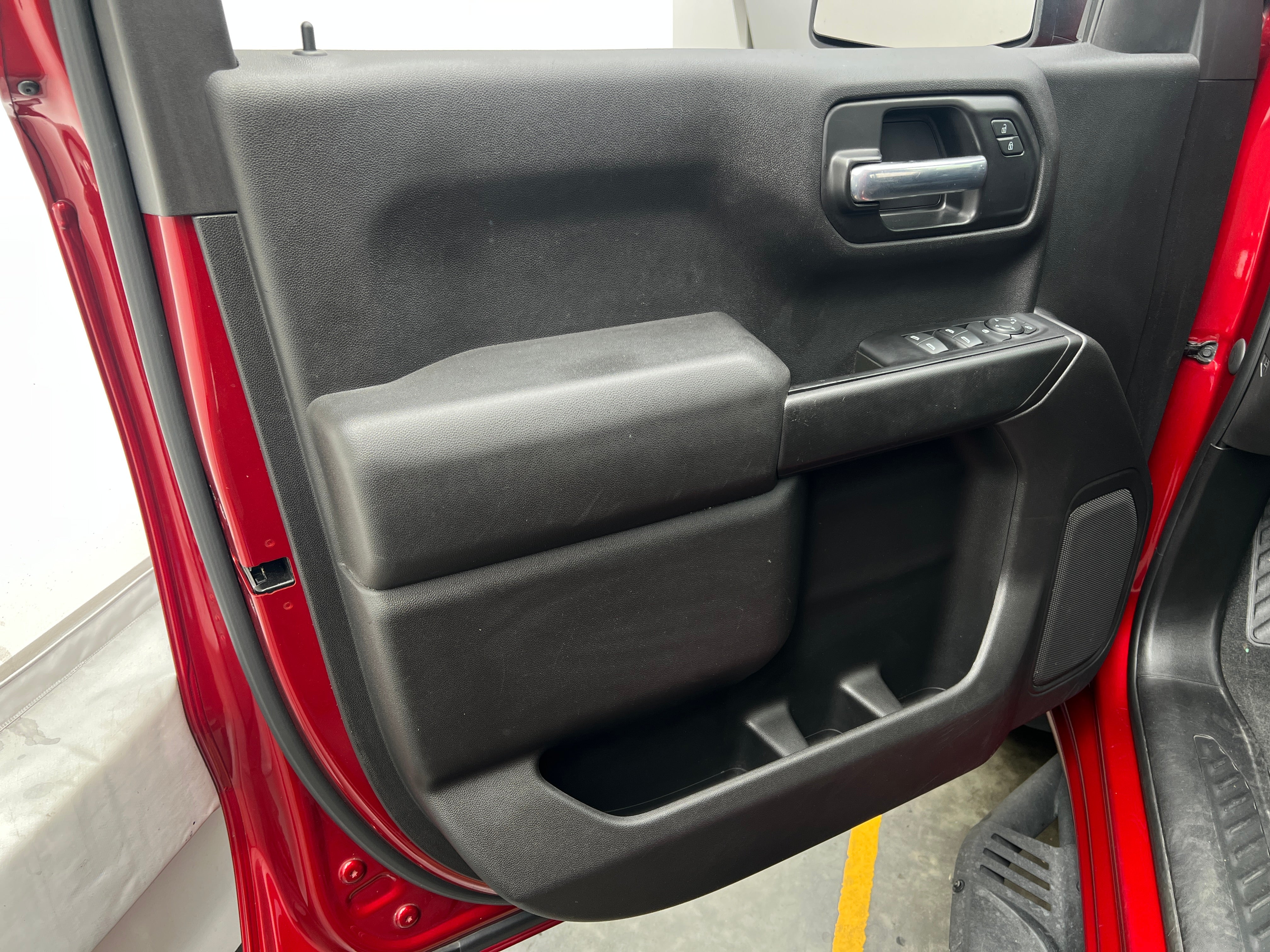chevrolet silverado 1500 2021 3GCPYCEL9MG147589 image chevrolet silverado 1500 2021 3GCPYCEL9MG147589 image
